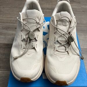 Hoka transport eggnog cream tan tennis shoes sneakers size 8